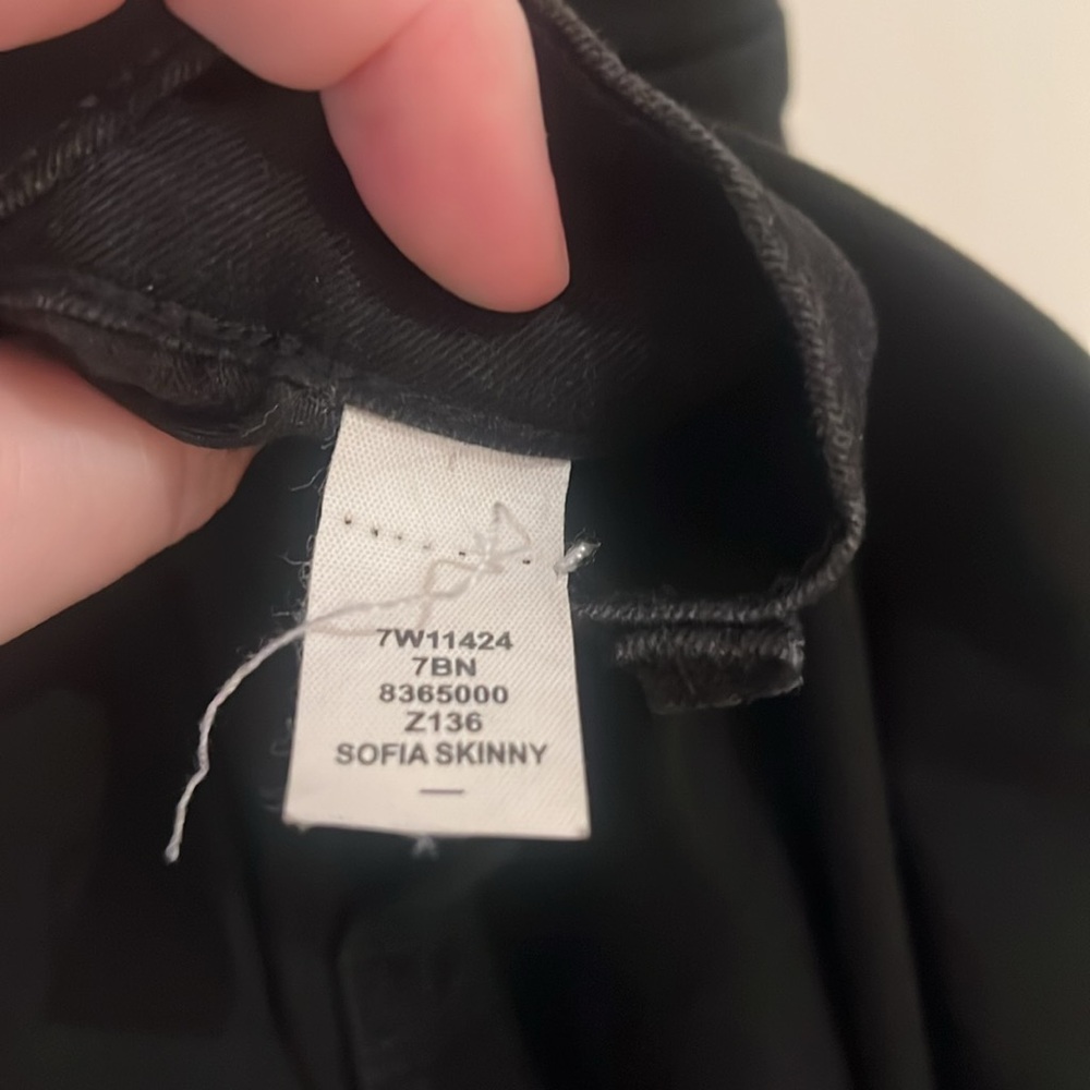 Lucky Brand Black Sofia Skinny Jeans Size 10/30 Regular EUC - Picture 5 of 7